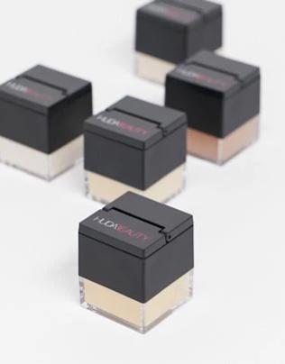 Huda Beauty Easy Bake Loose Powder