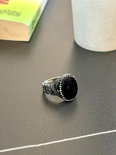 Men's silver ring