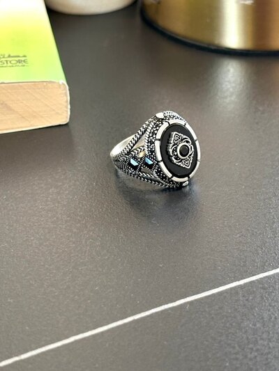 Men's silver ring
