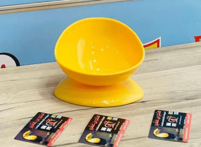Oval single food bowl - yellow