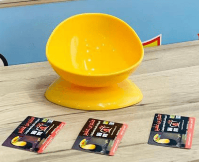 Oval single food bowl - yellow