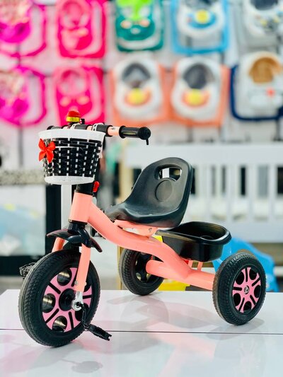 Fancy tricycle - pink color