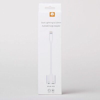 WUW X89 Dual Audio and Charging Port Adapter