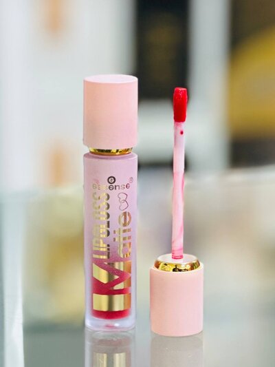 Essence lipstick