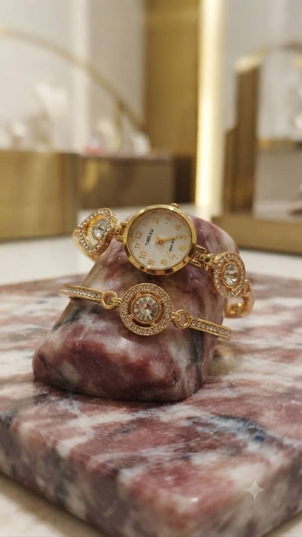 Women's with accessory and gift box