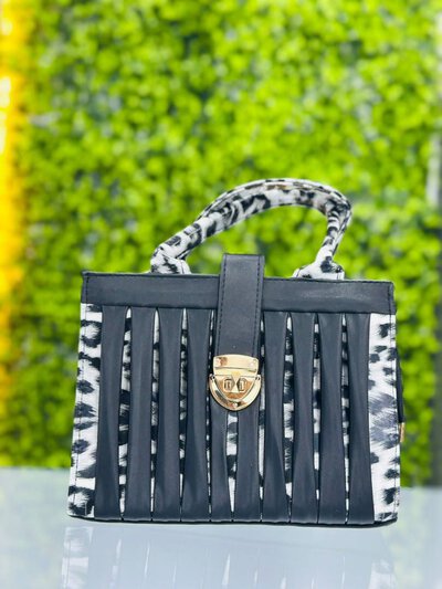 Black bag - 034
