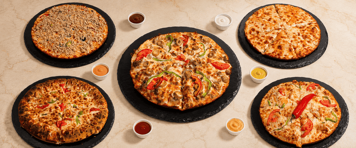 Akakus Pizza - Main