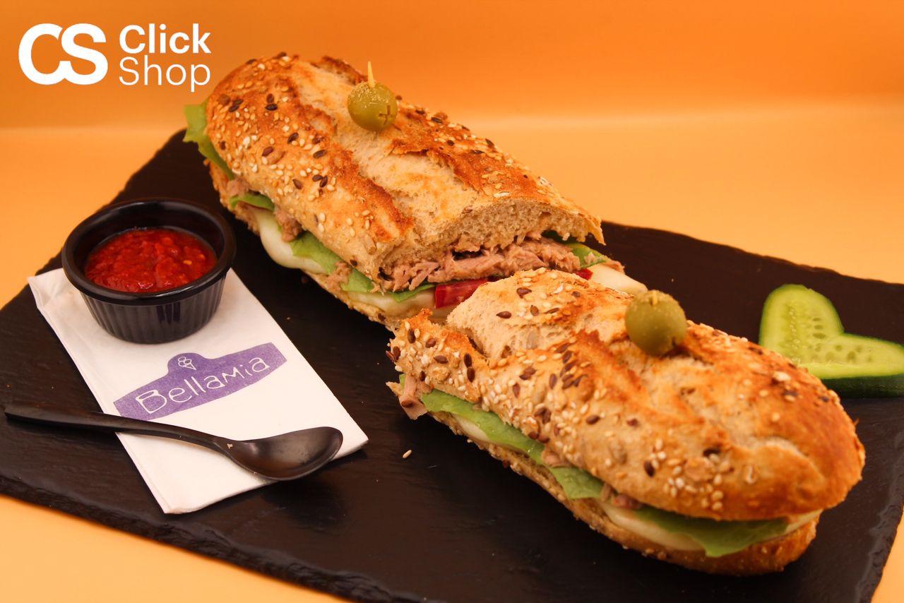 Tuna sandwich