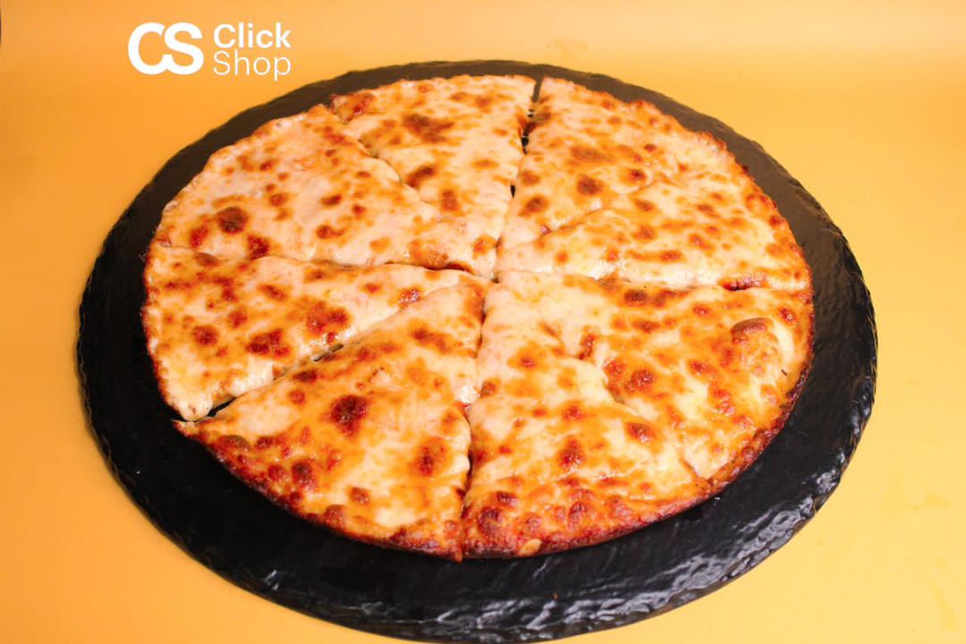 Margherita pizza (cheese only)