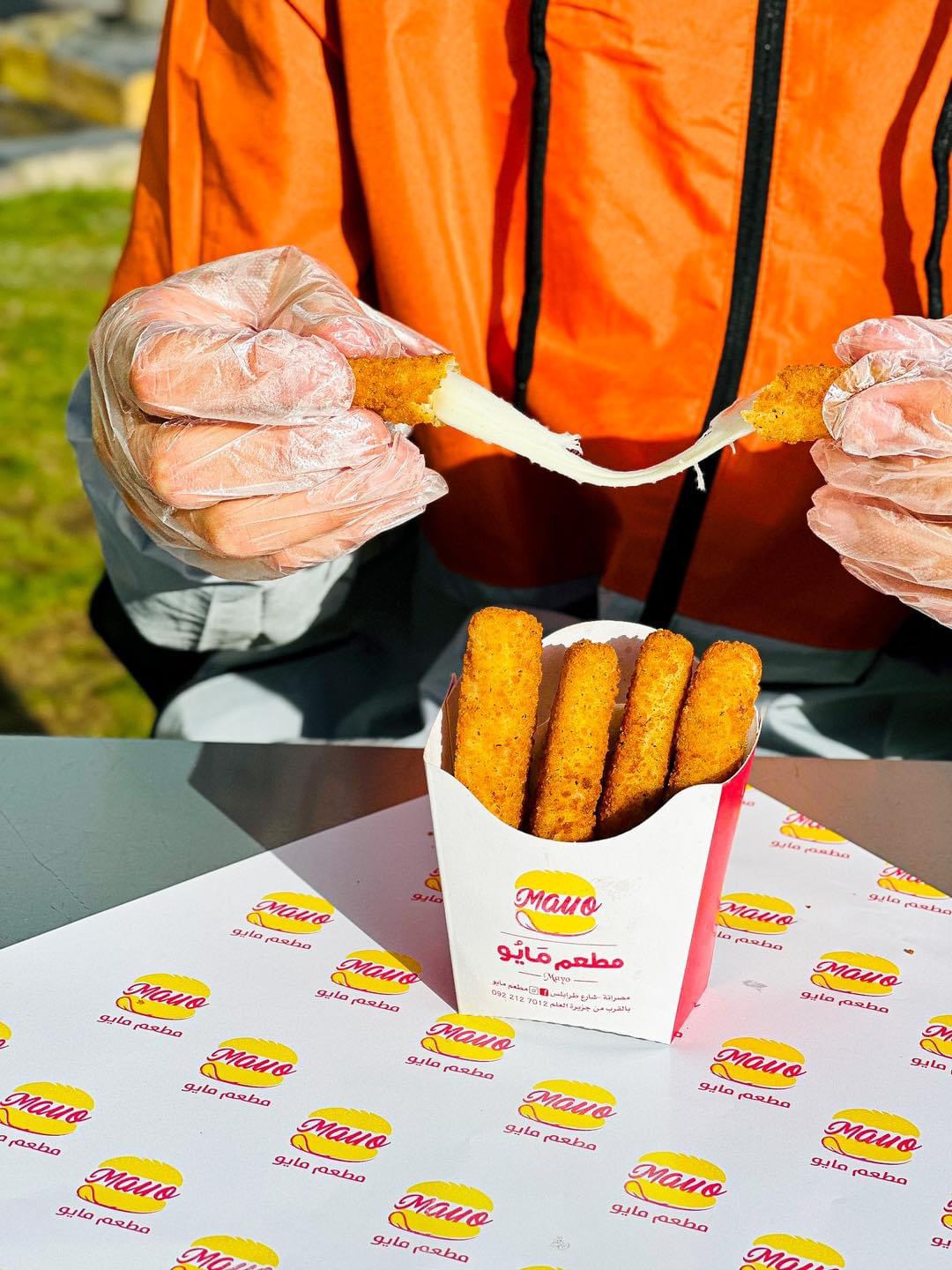 4 pcs Mozzarella Sticks