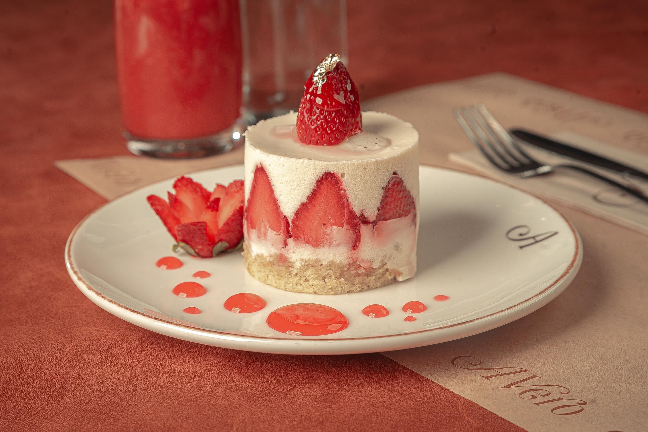 Strawberry mousse