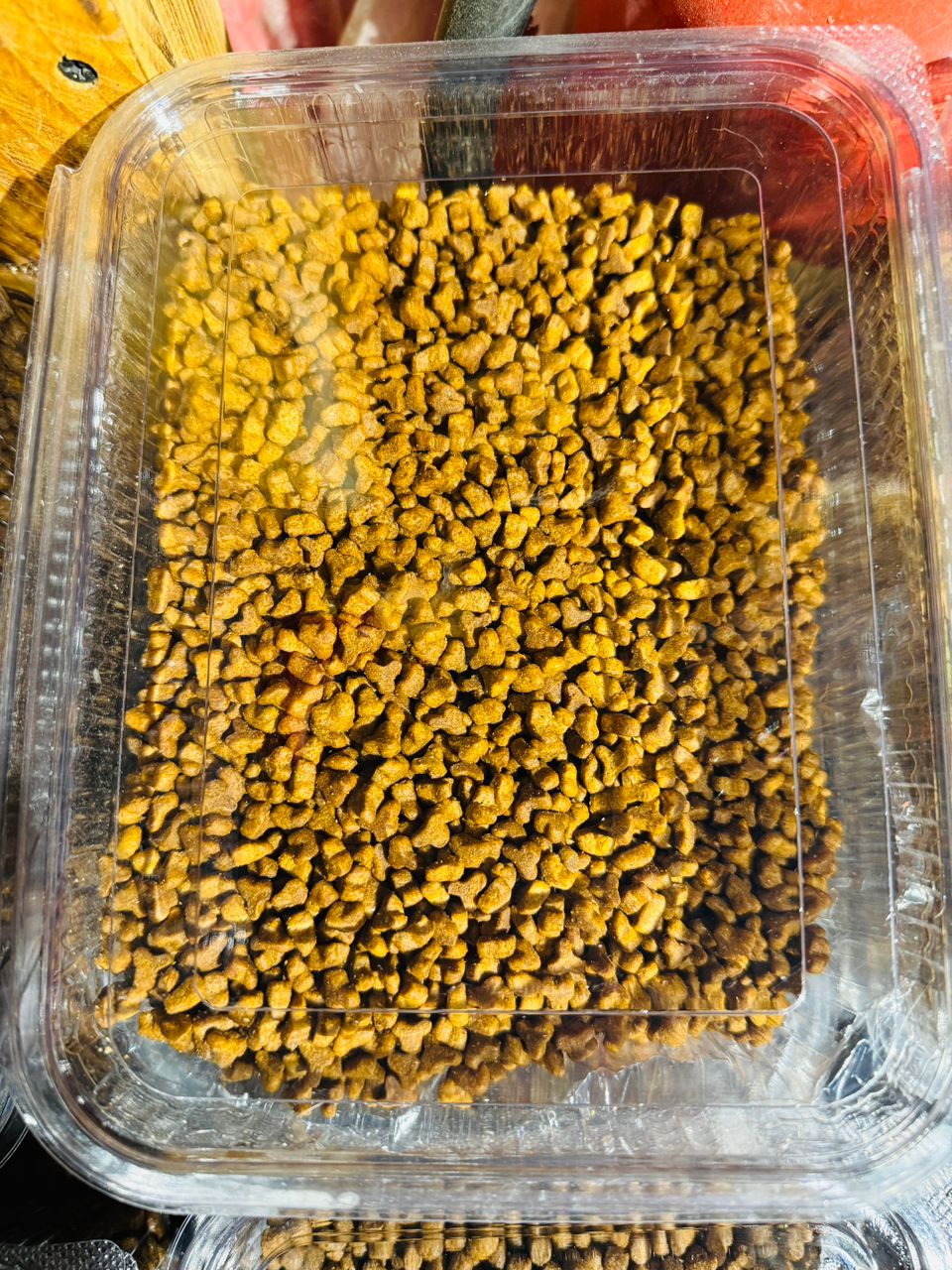 1kg pouch food - Beef & Chicken flavor