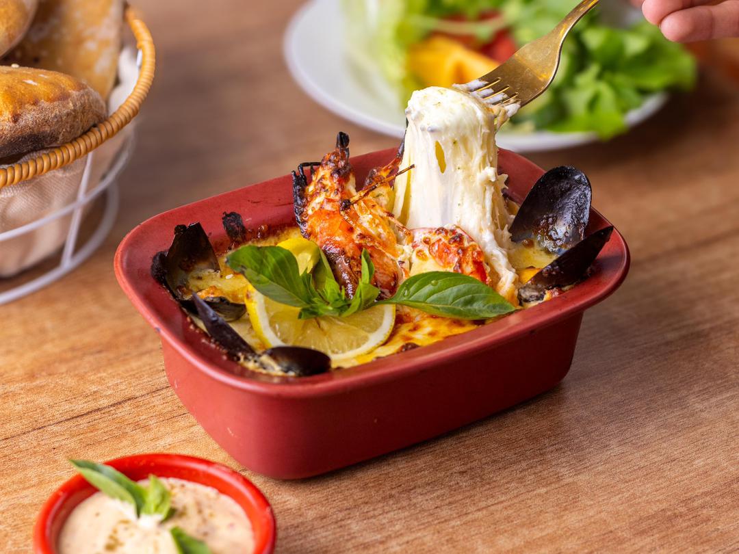 Seafood lasagna