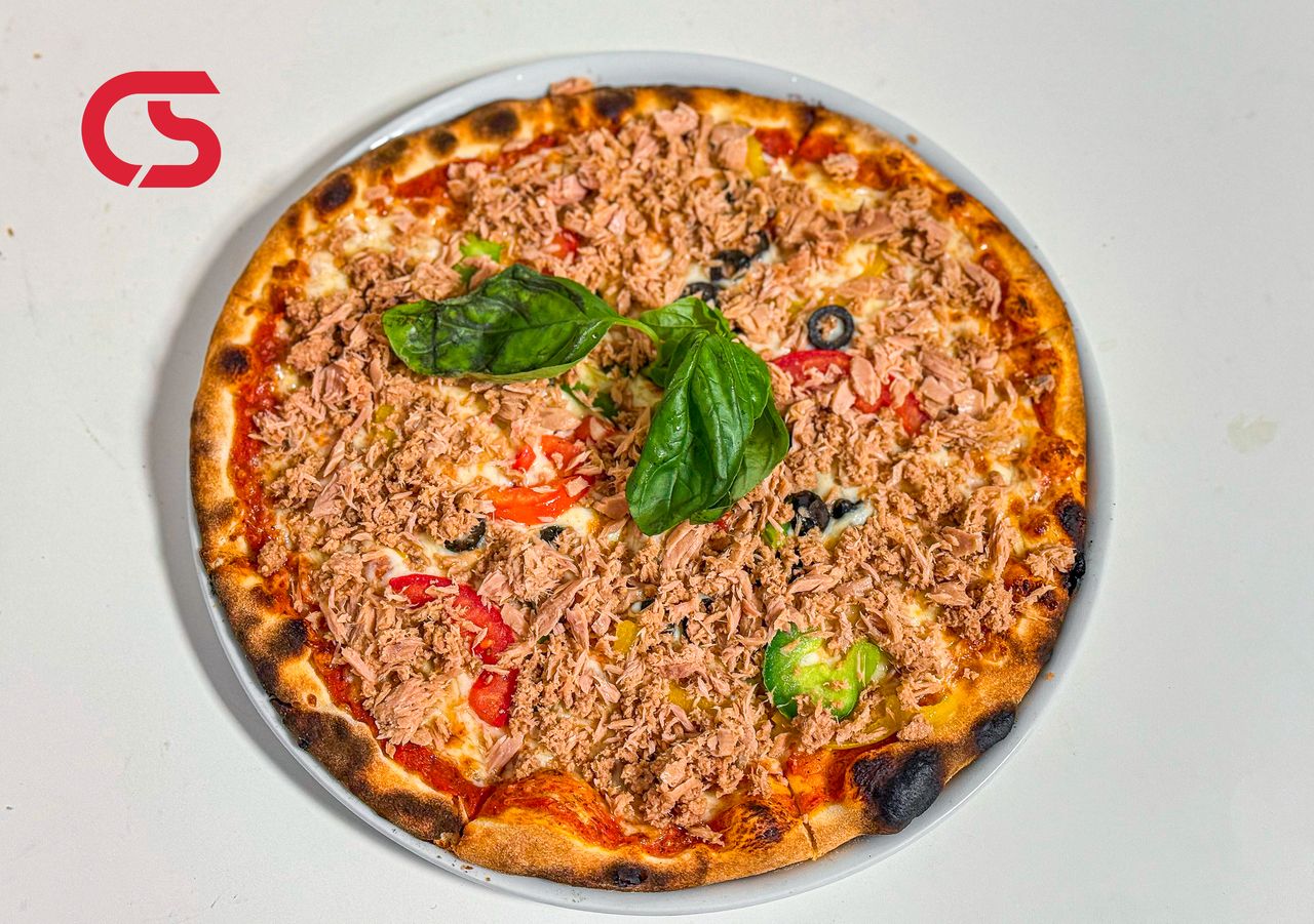 Tuna Pizza