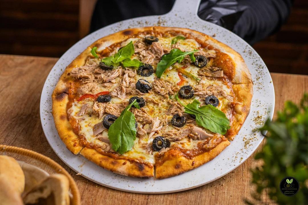 Tuna Pizza