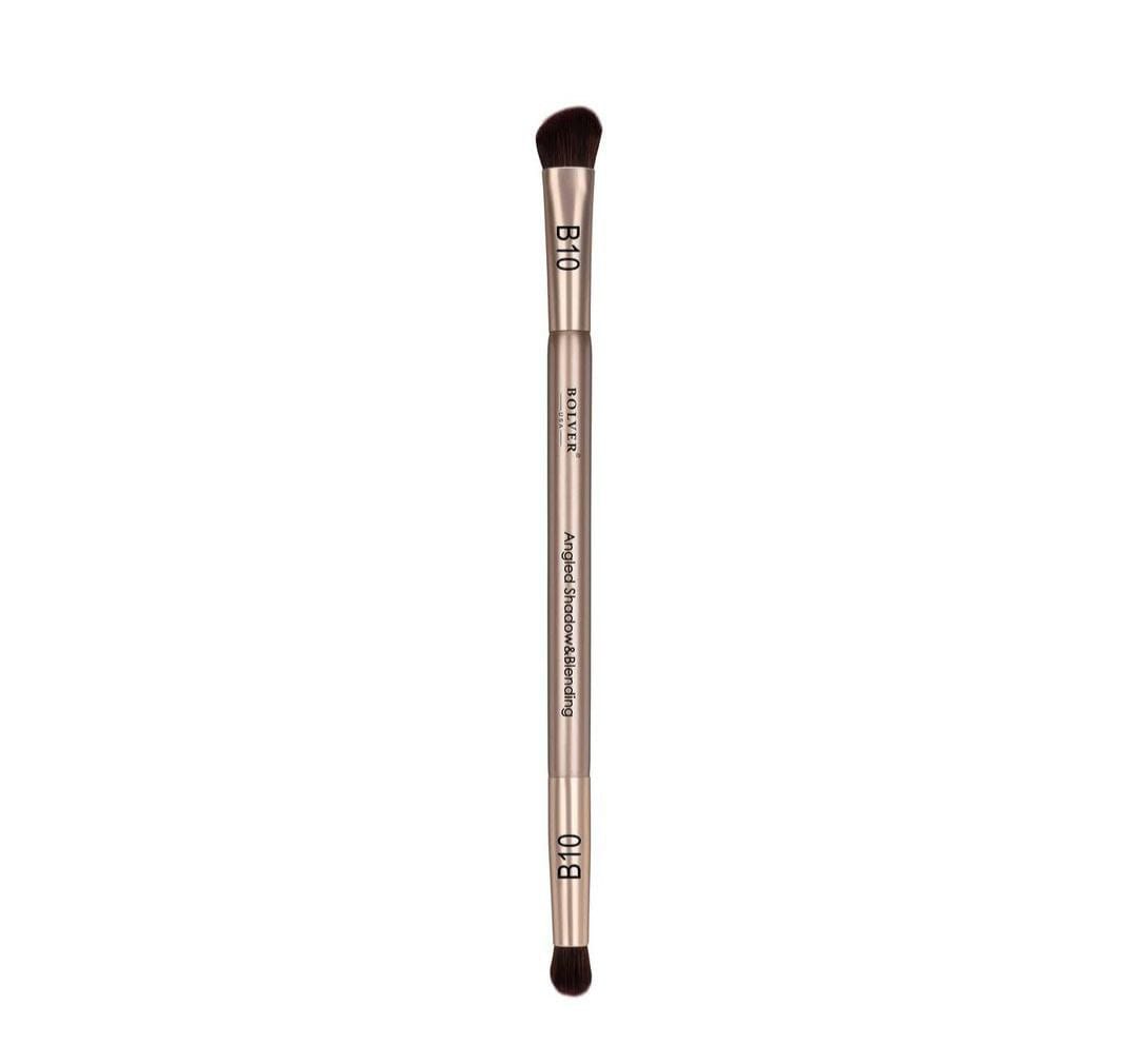 09 Makeup brush by Pulver