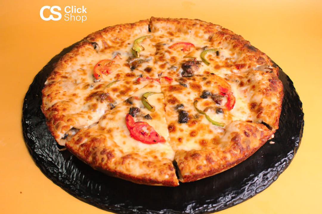 Stuffed crust pizza with liver