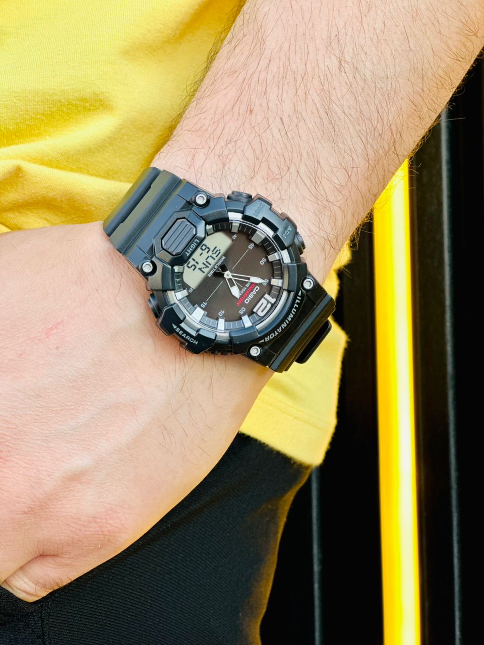 Original Casio watch, black color
