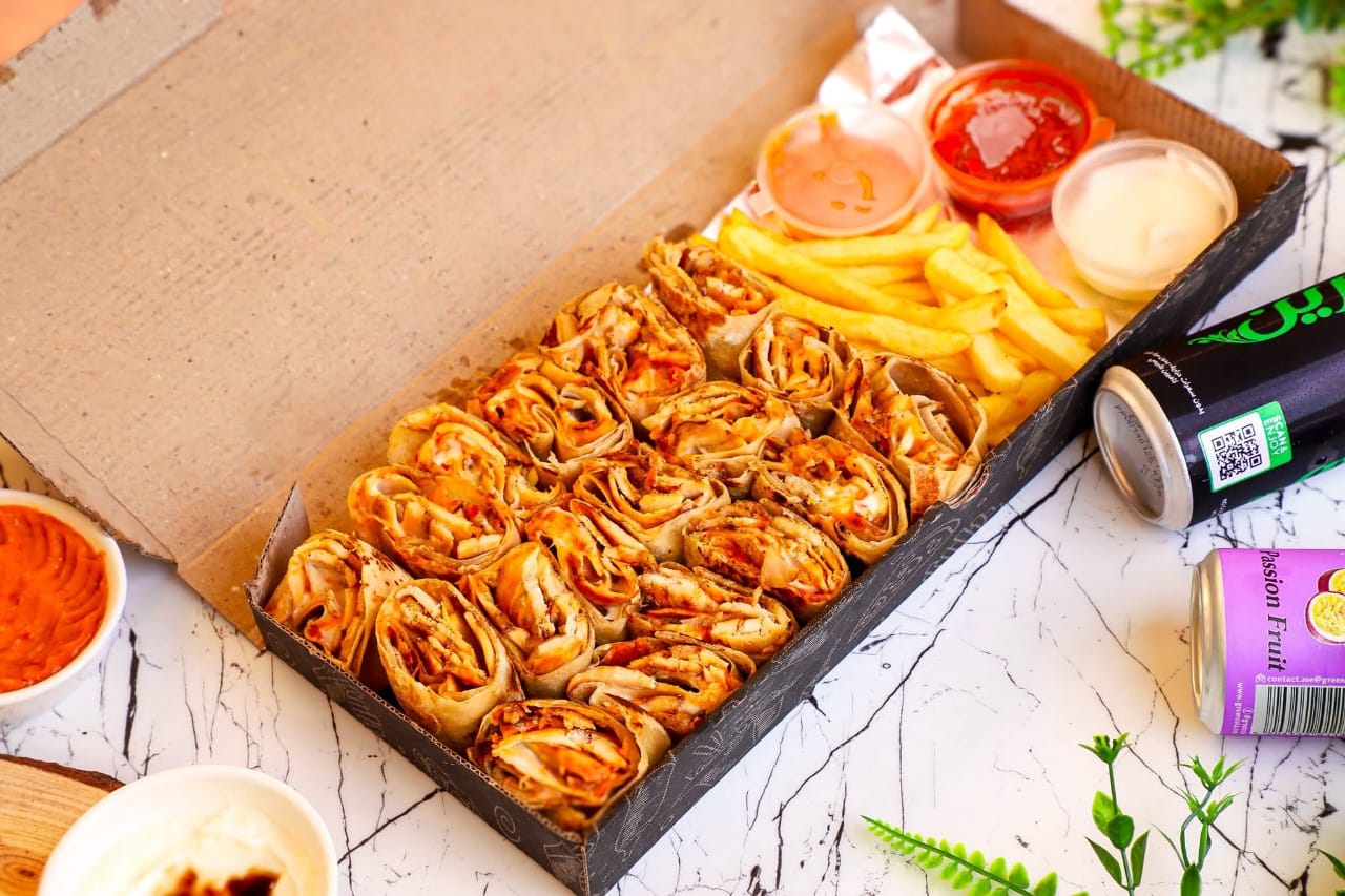 Shawarma box for 3 people
