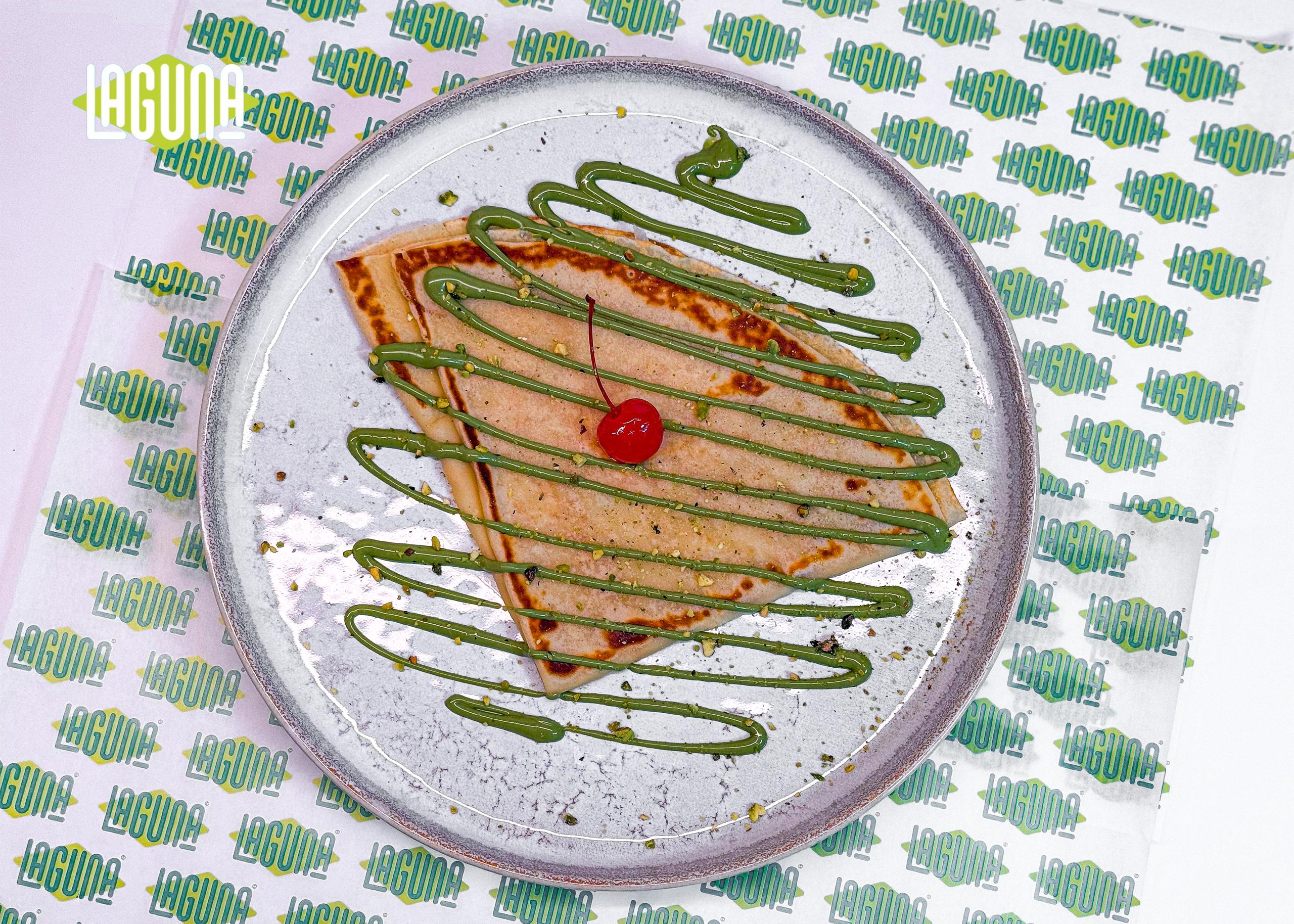 Pistachio crepe