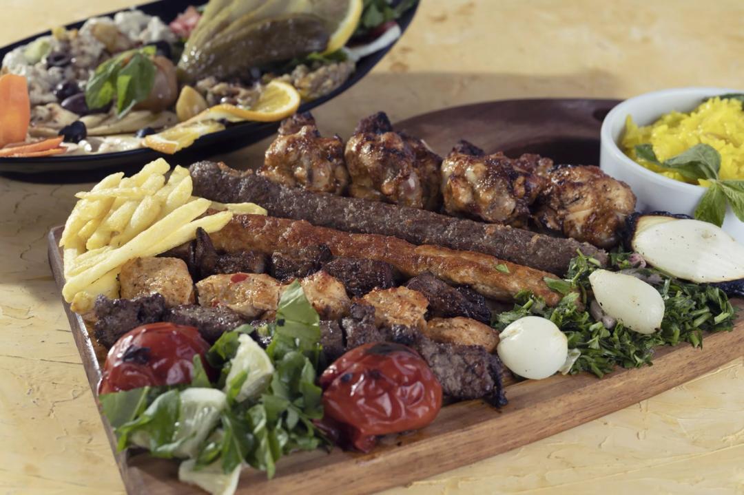وجبة مشاوي مشكل 6 اسياخ