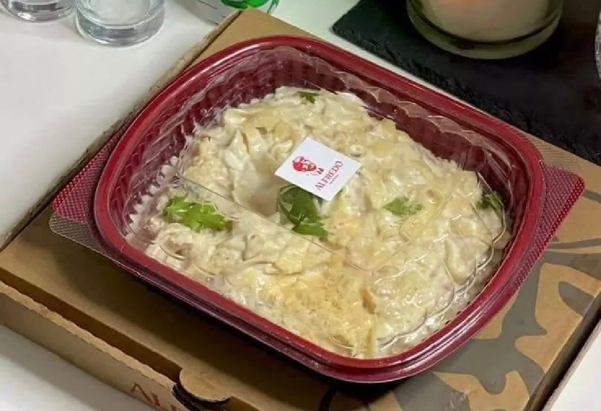 Chicken Alfredo Pasta (Mixed Sauce)