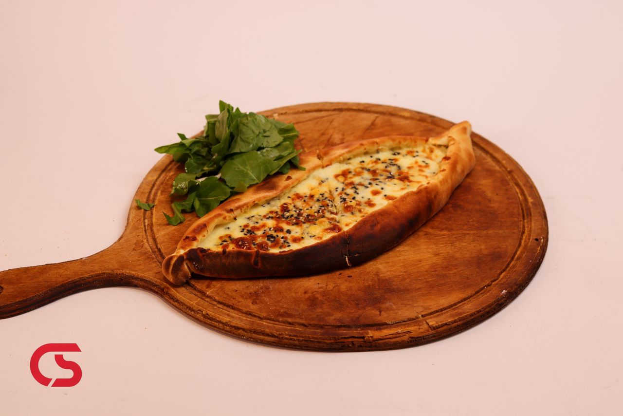 Mozzarella pie