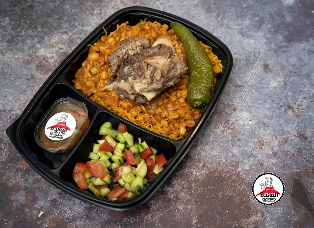Rshda with fried meat and meat