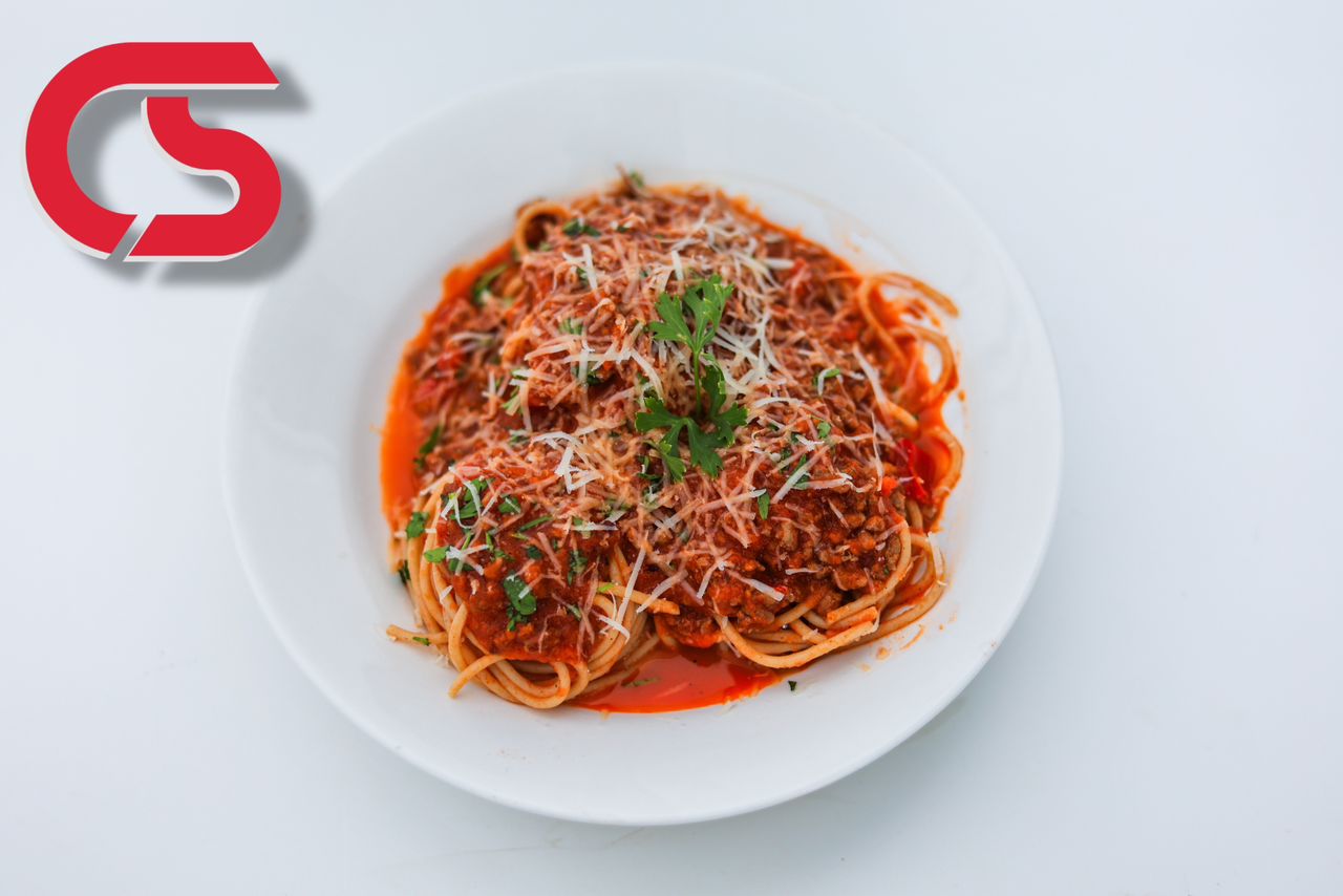 Diet ragu pasta meal