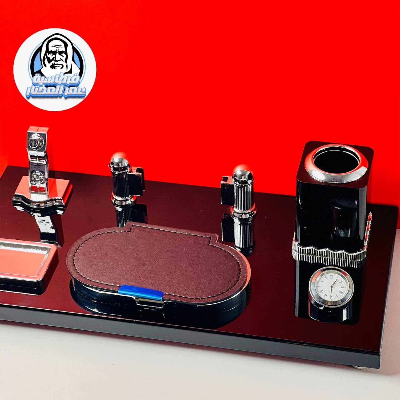 Luxury desk set
