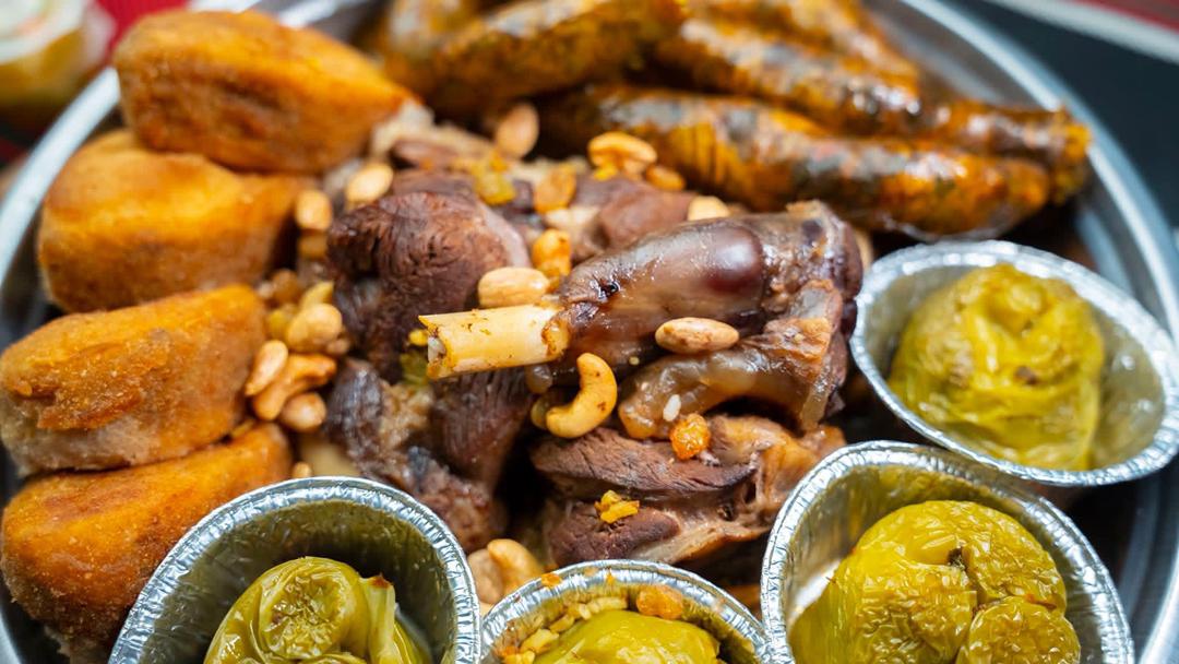 قصعة رباعية رز بالتقلية او خلطة