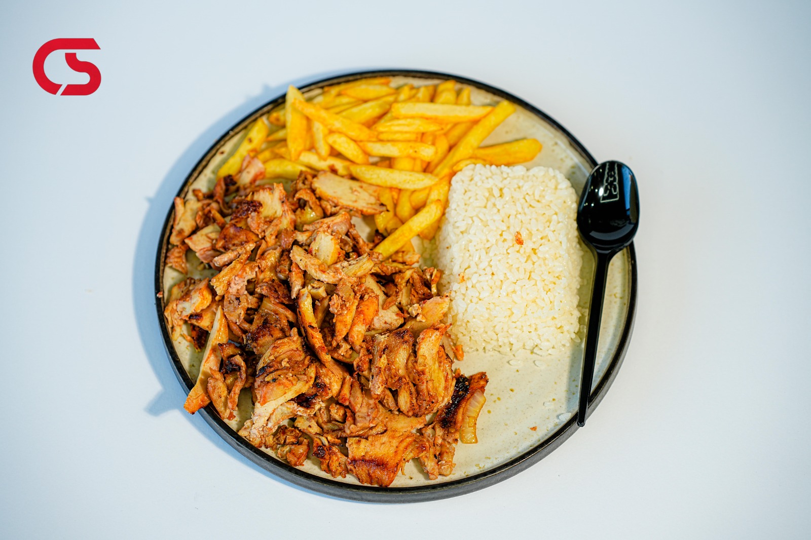 وجبة شورما دجاج