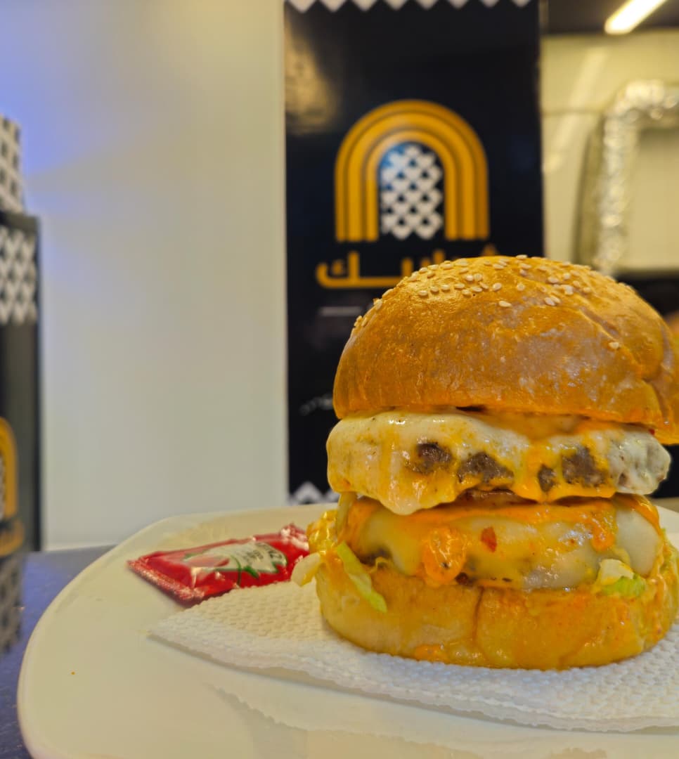 Double Cheese & Stuffed Mozzarella Burger