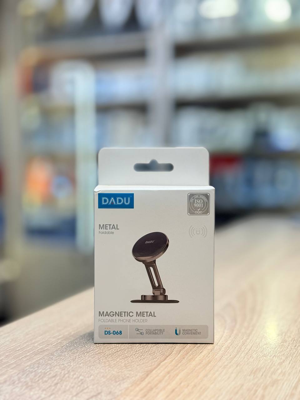 Car mount - magnetic