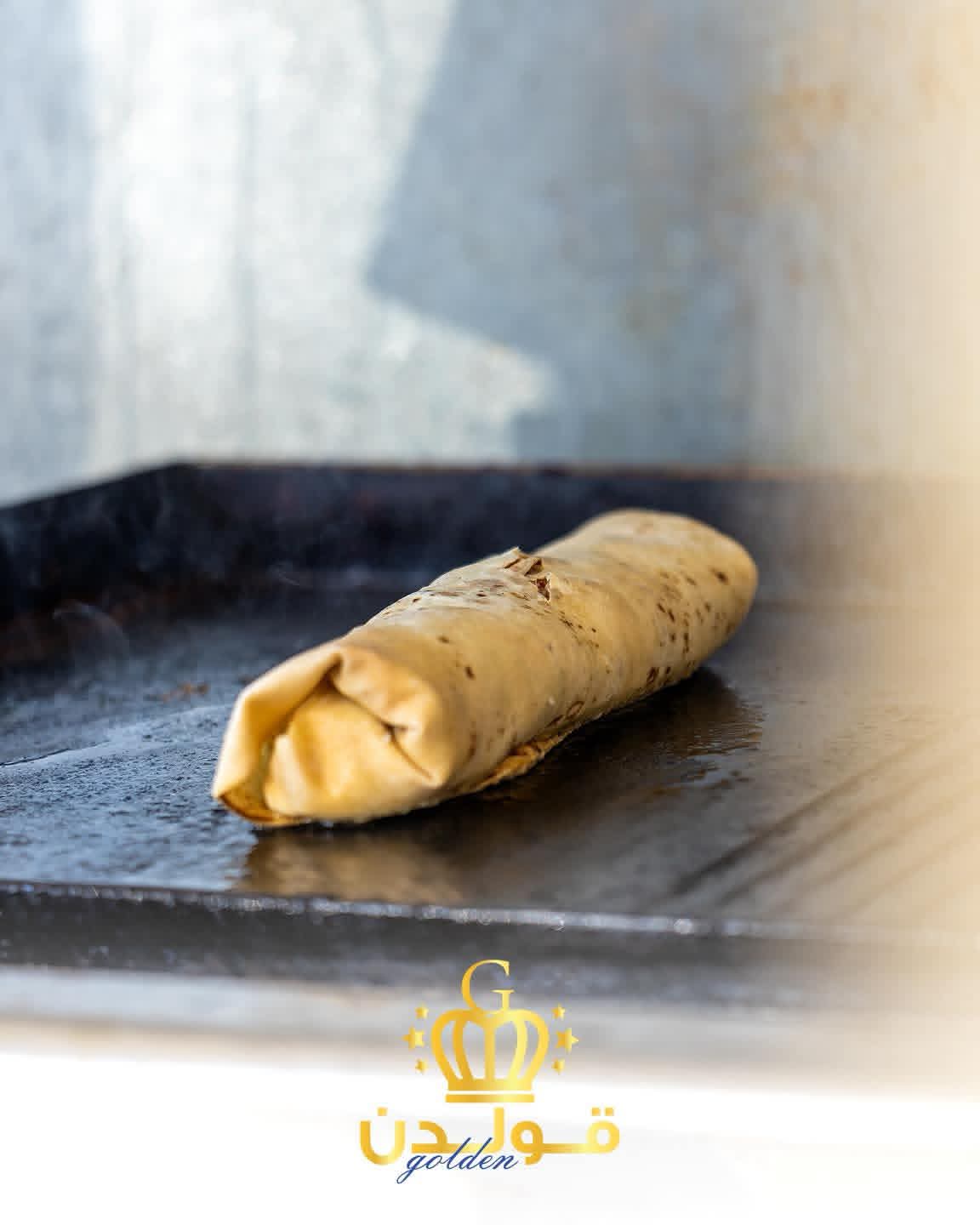 Shawarma with mozzarella - regular bread