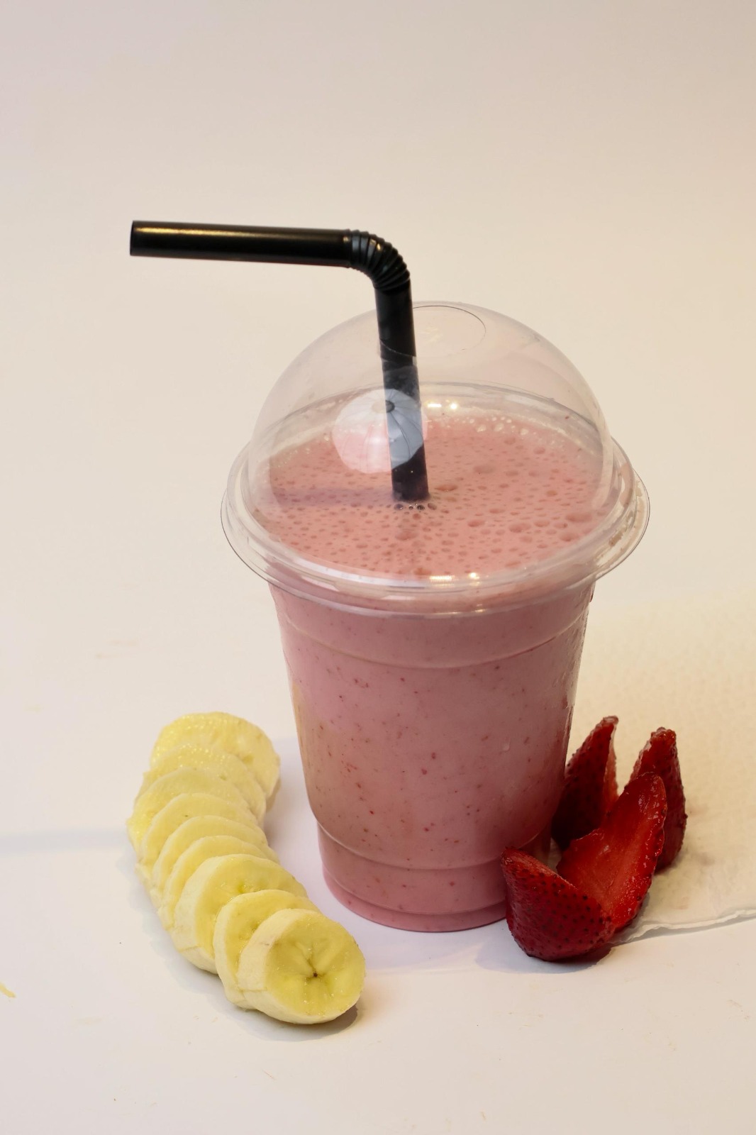 Banana & Strawberry Frappe