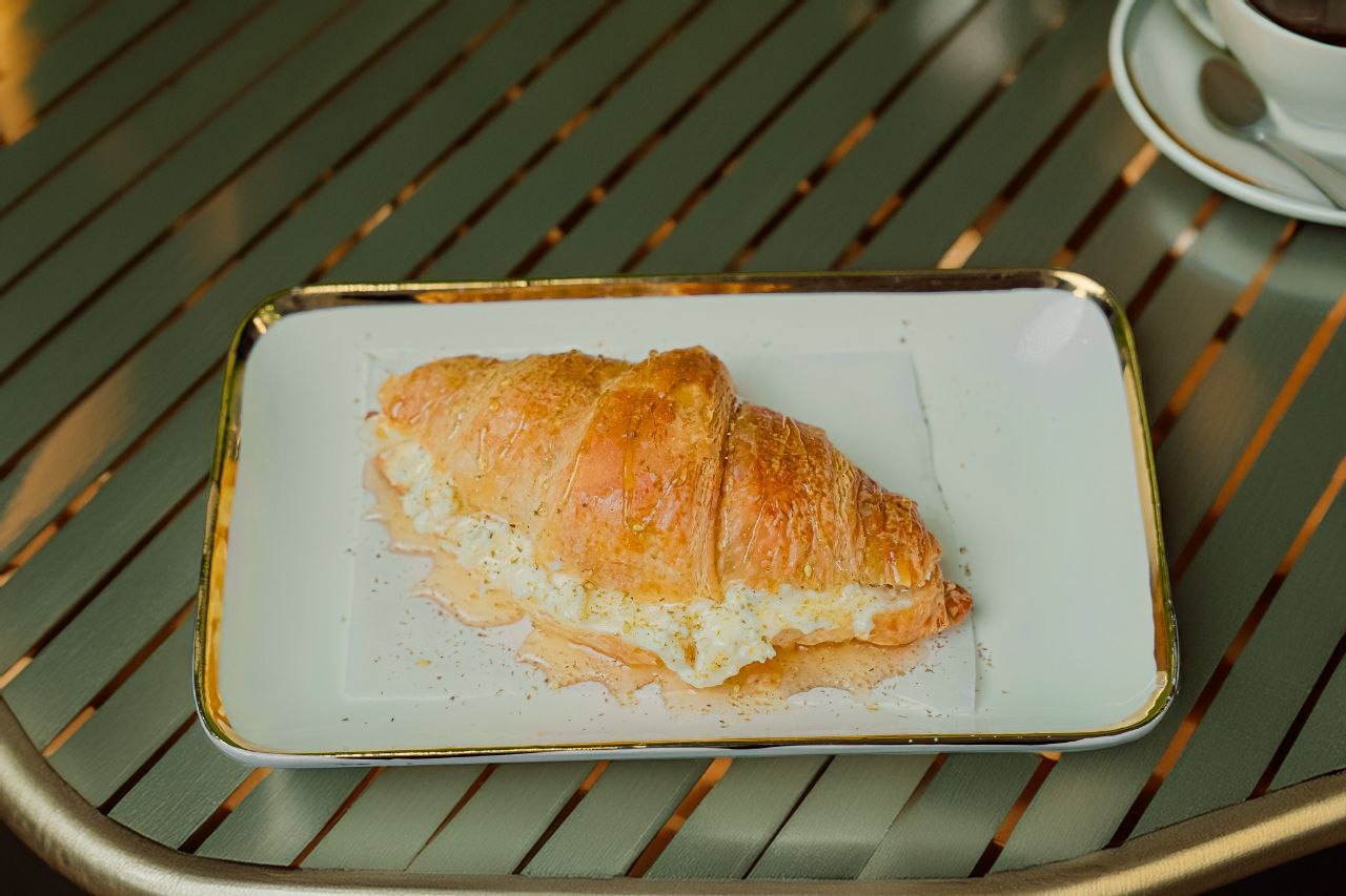 Cheese, honey, and zaatar brioche
