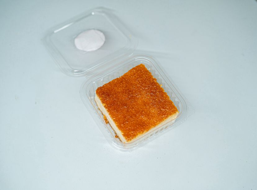 Basbousa with cream
