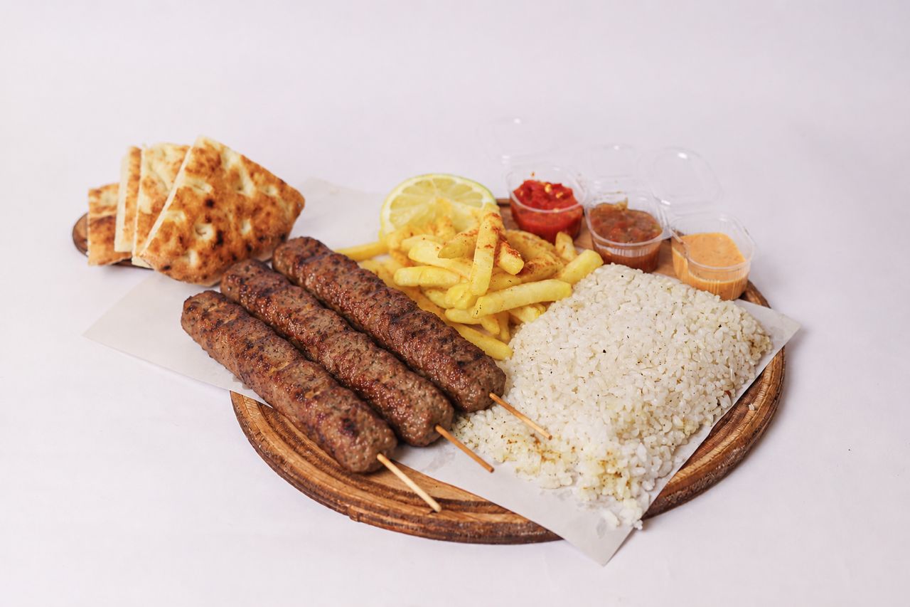 وجبة  كباب - 3 اسياخ