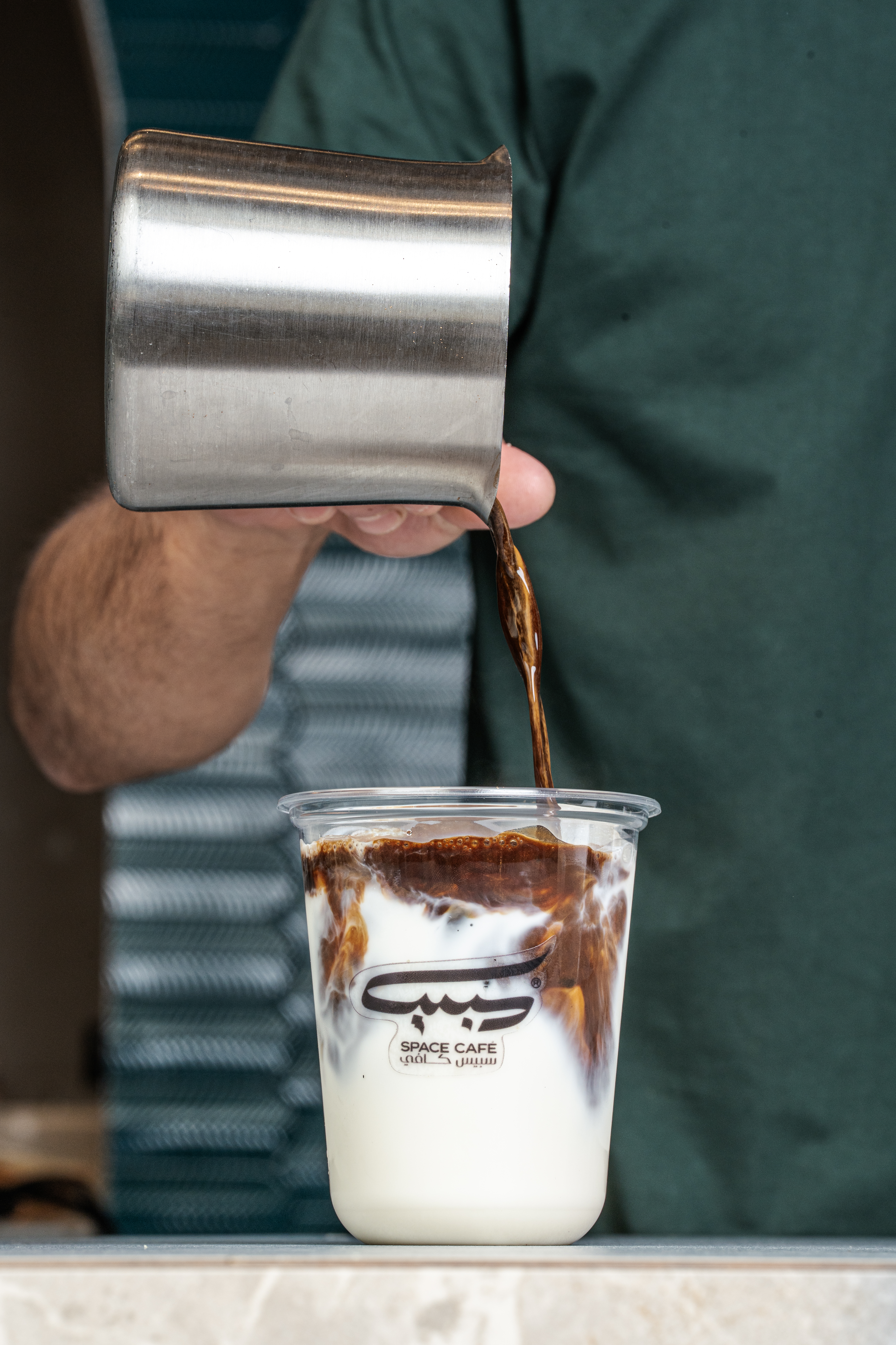 Iced cafe latte