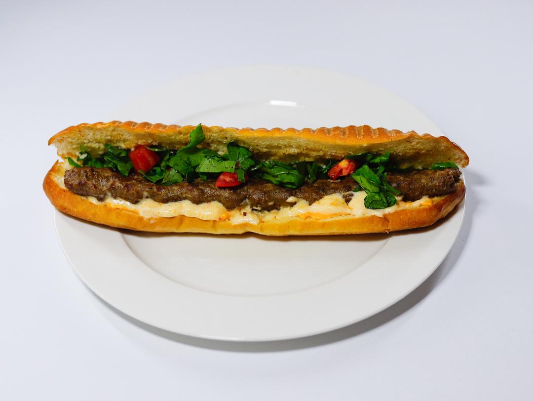 ساندوتش كباب لحم