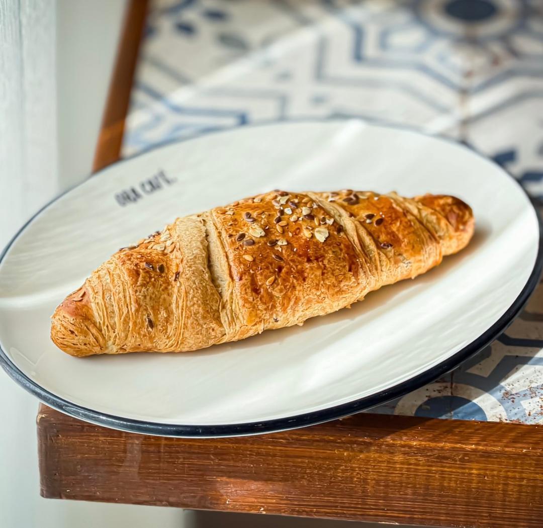 Brioche Cheese, Honey & Zaatar Grains
