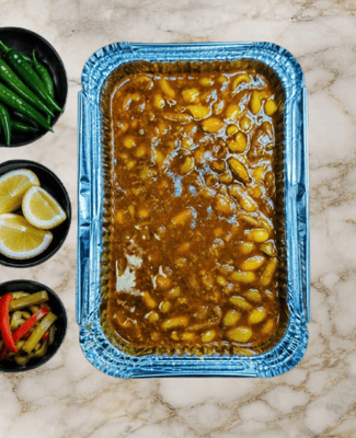 Beans with national chicken meat