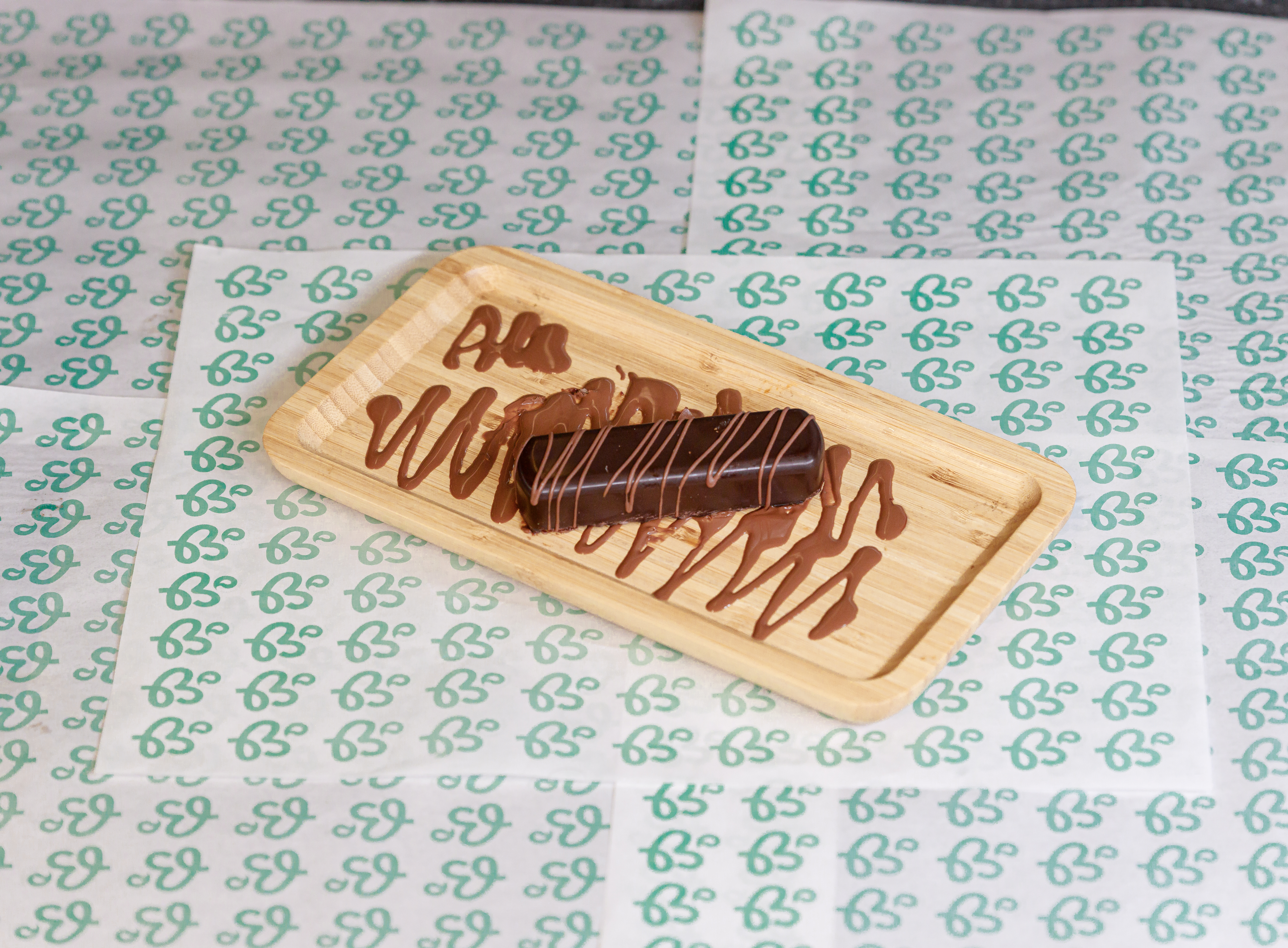 Snickers Biscuit - 150 Calories