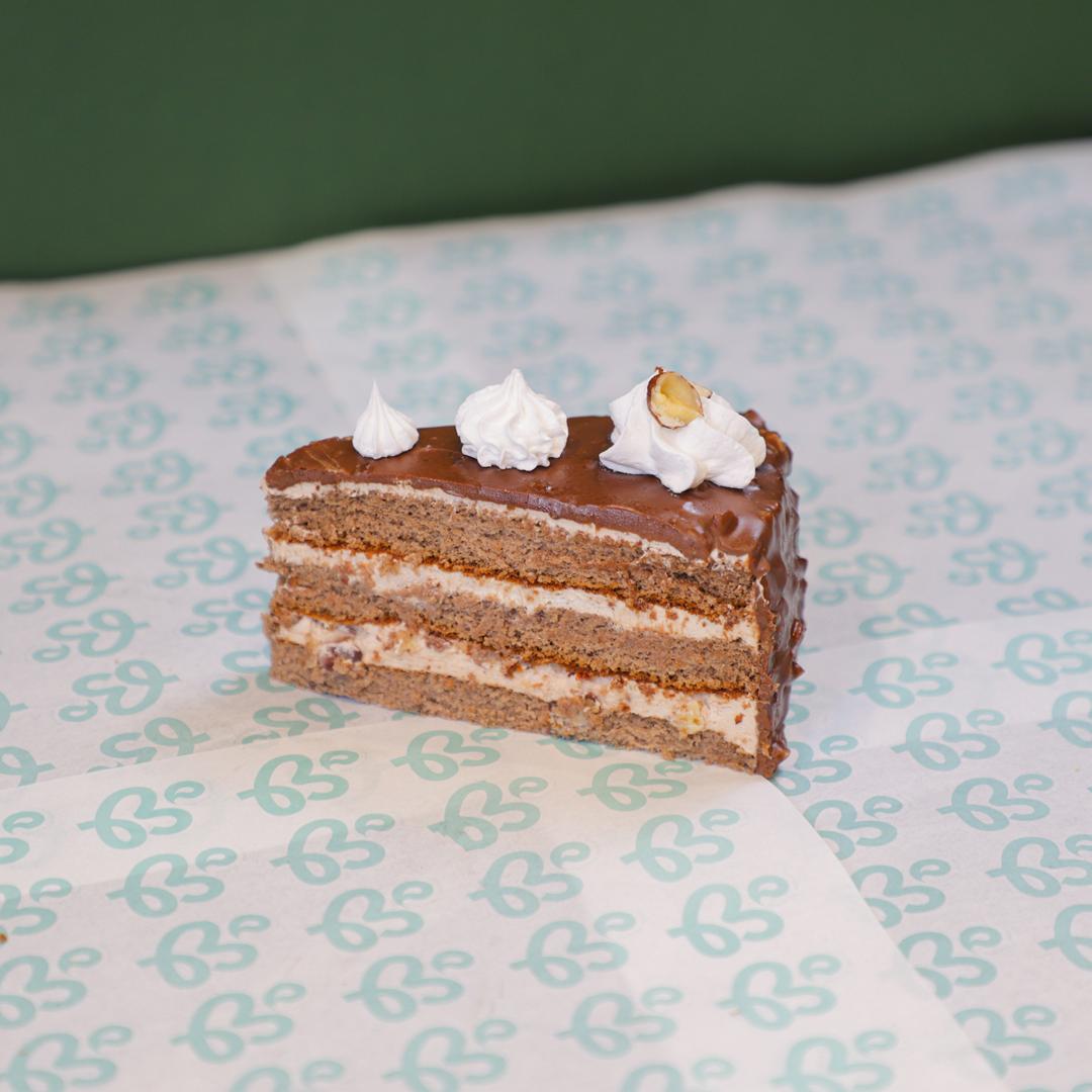 Ferrero Cake - 280 Calories