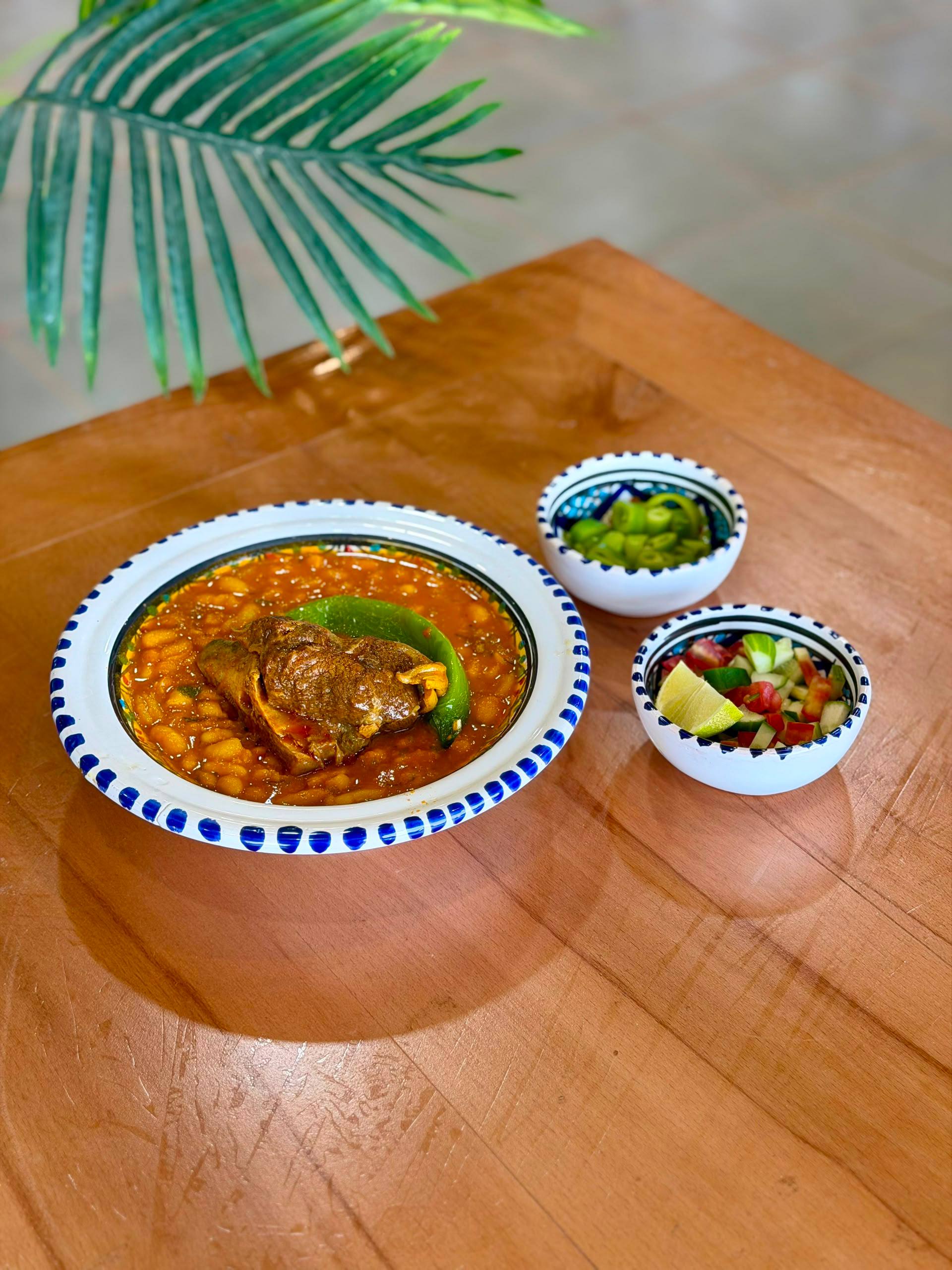 Individual camel meat beans meal