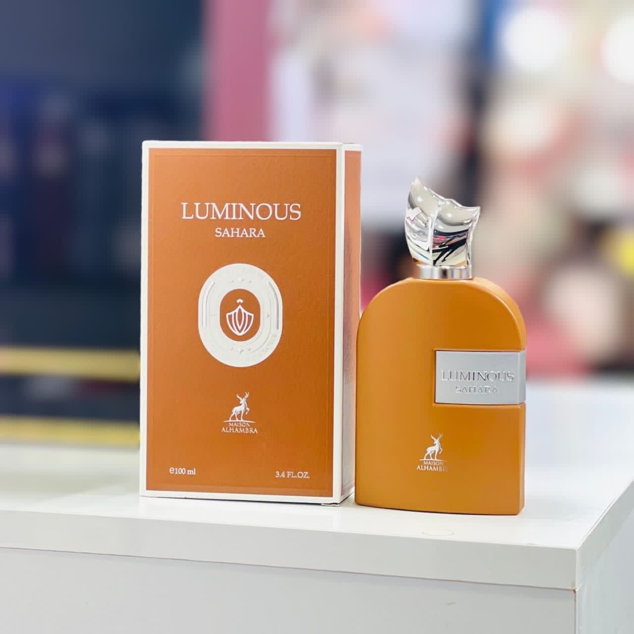 Luminous perfume - Maison Alhambra