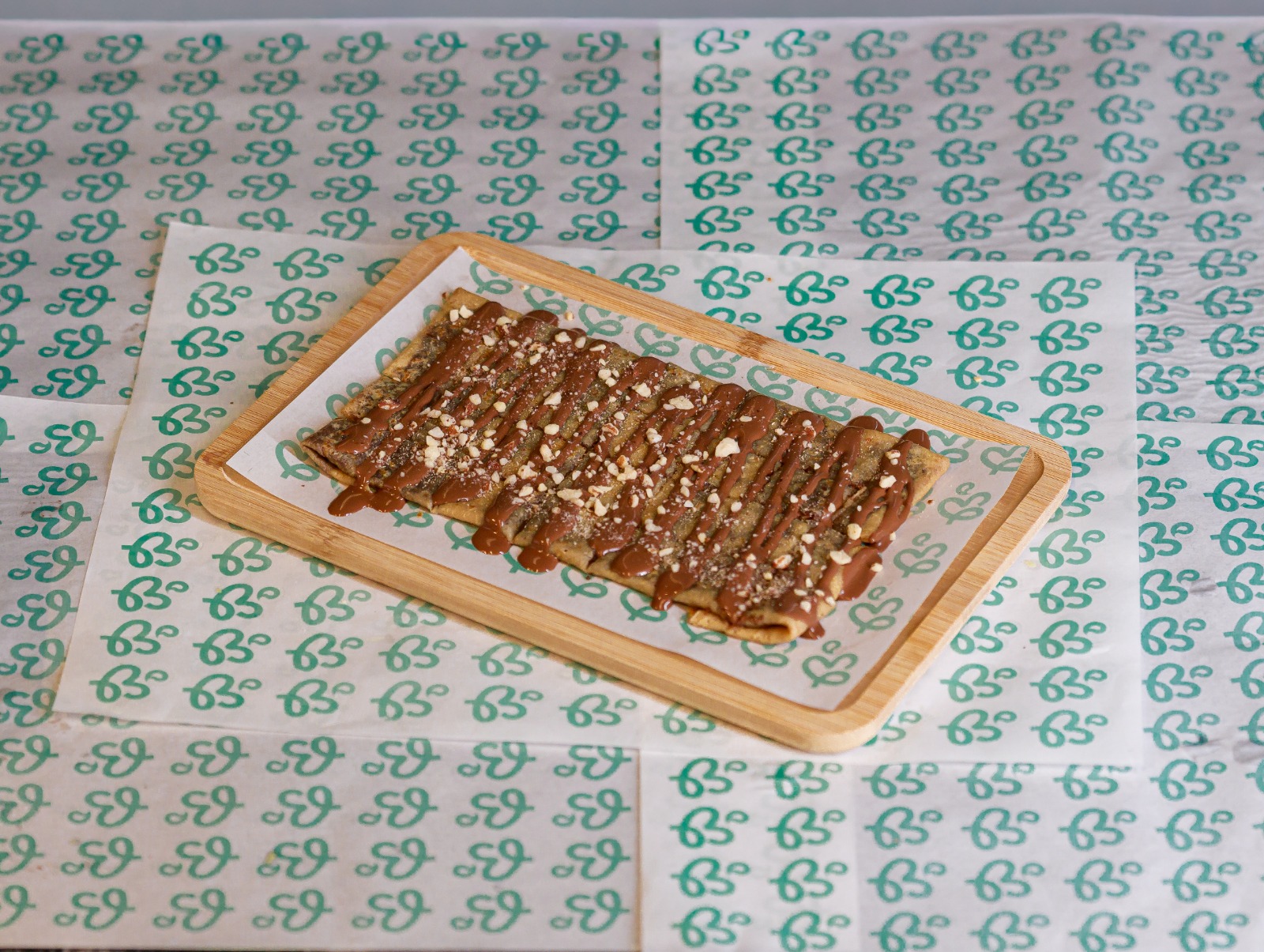 Chocolate Crepe - 460 Calories