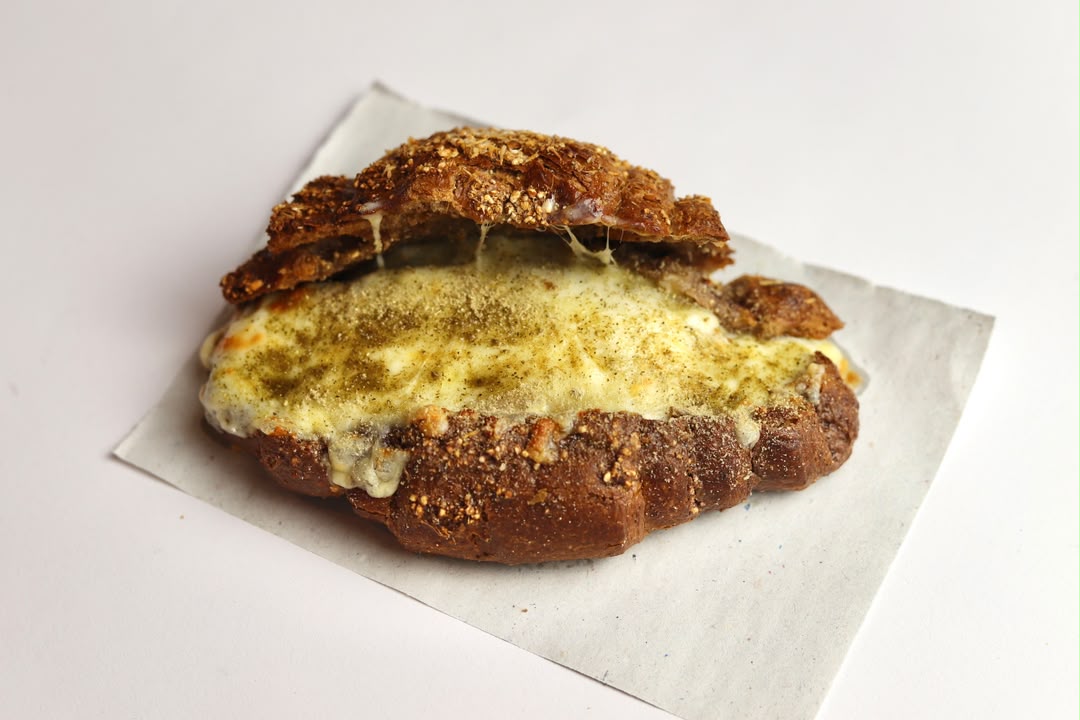 بريوش شعير جبنة موزاريلا
