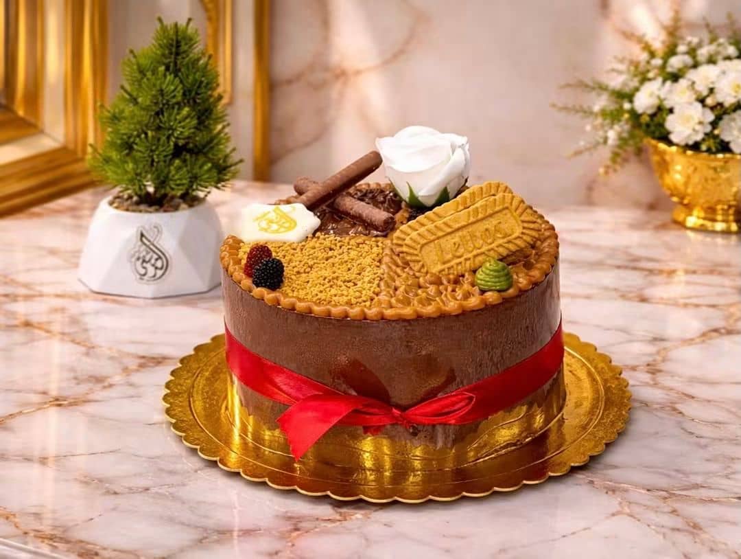Cake with almond, chocolate and Nutella filling